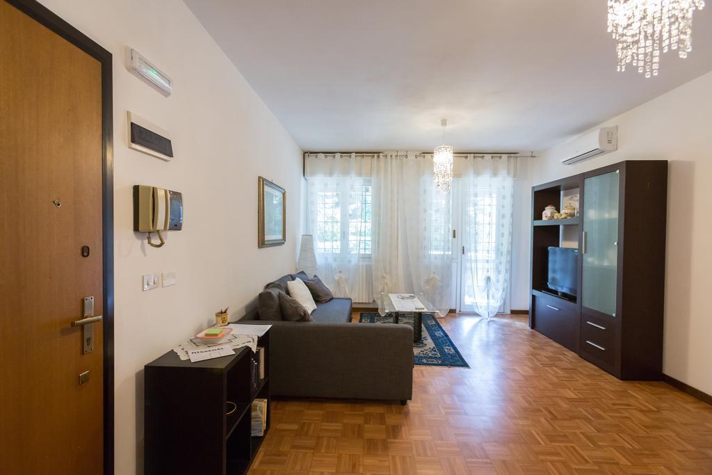 Bolognina Central Apartment Bolonha Exterior foto